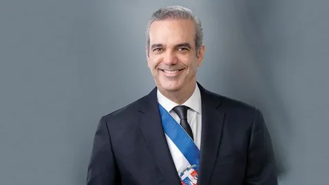 Луис Абинадер