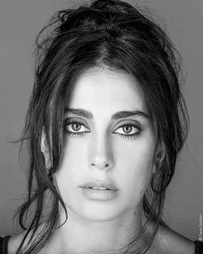 Надин Лабаки