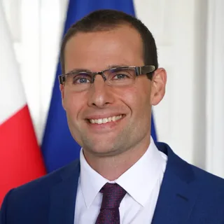 Роберт Абела