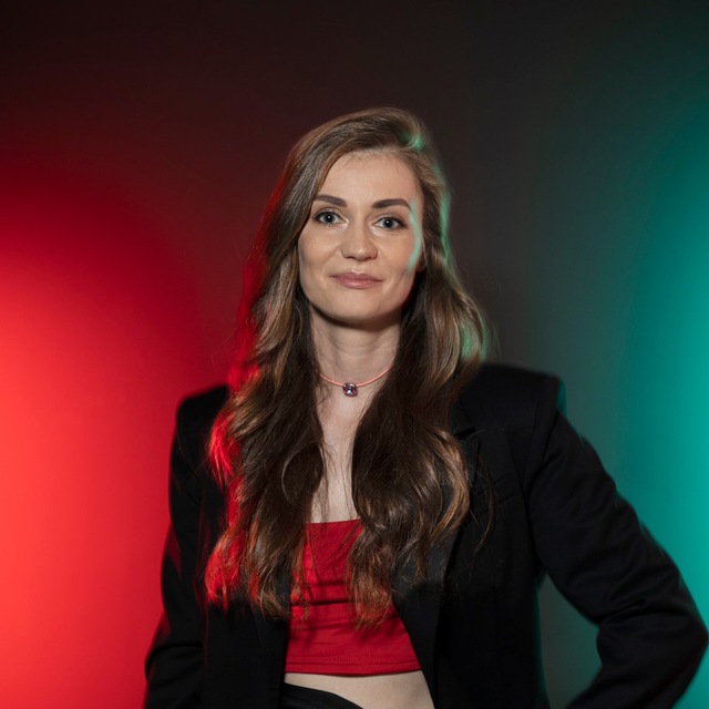 Александра Лапатанова