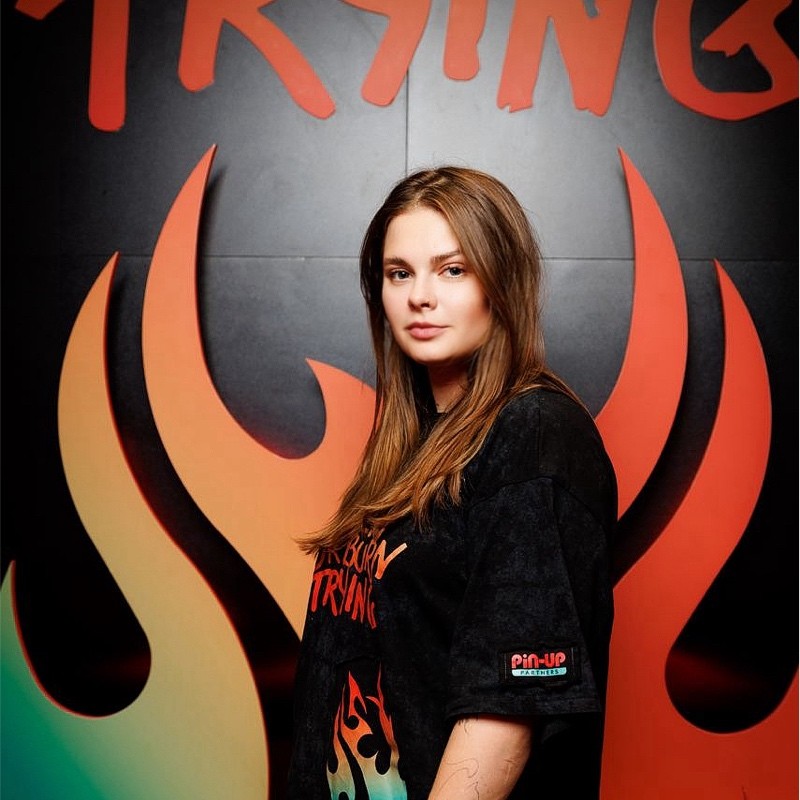 Анастасия Максимова