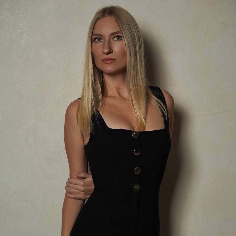 Анна Ворона