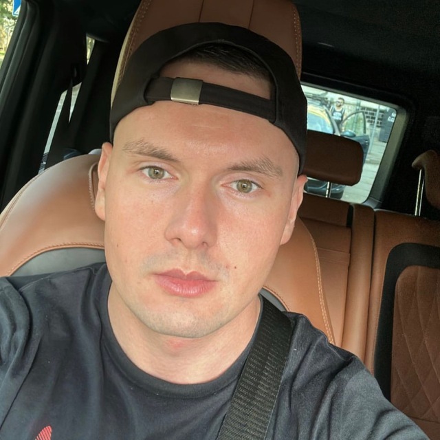 Артур Жуков