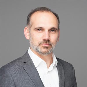 Дэмиен Рэймонд