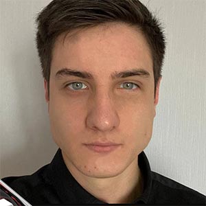 Дмитрий Староверов