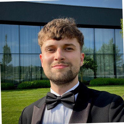 Дмитрий Сыромятников