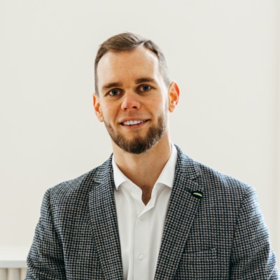 Олег Коныхов