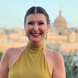 Паула Перейра