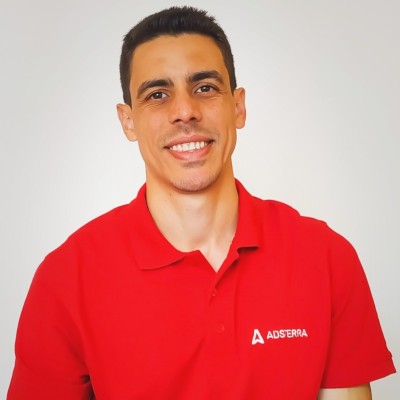 Тарсио Сантос