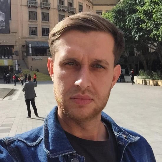 Влад Утикалов