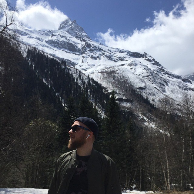 Вячеслав Леонов