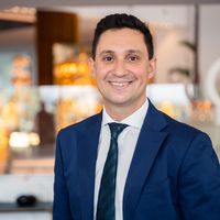 Юрий Романюха